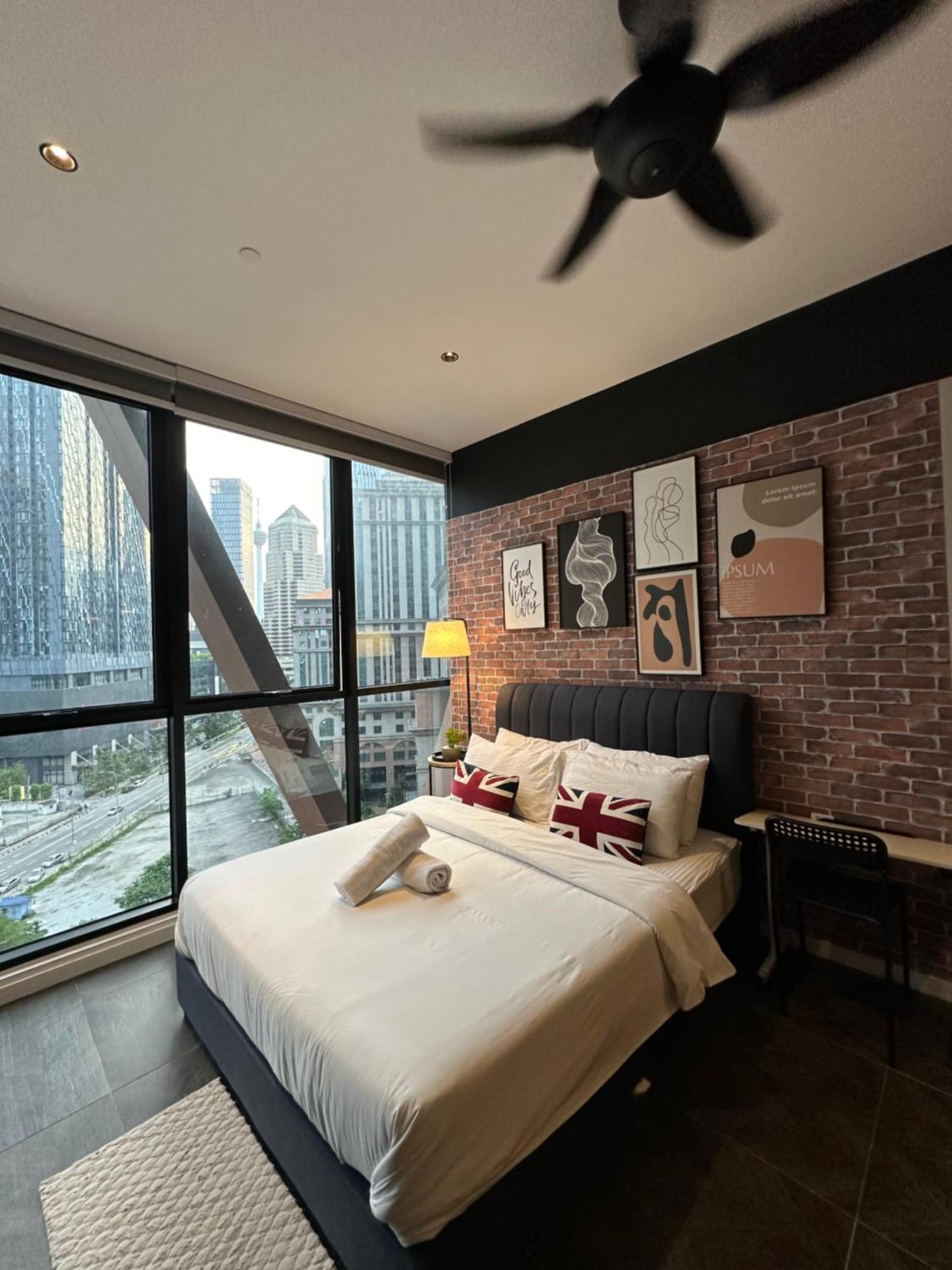 Scarletz Suites Klcc By Aura Kuala Lumpur Exterior foto